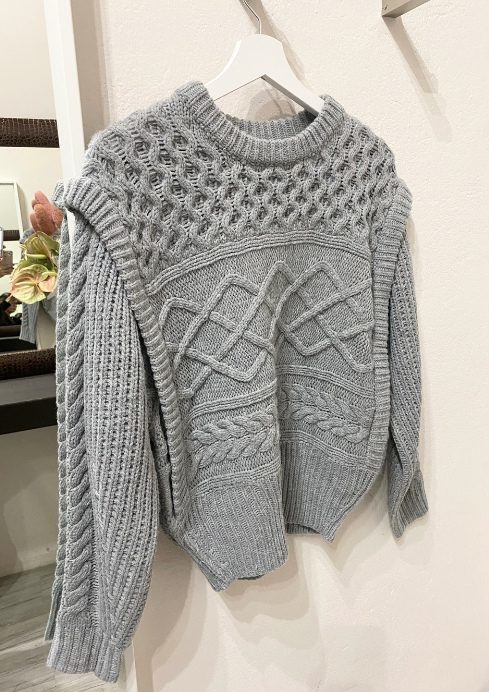 MAGLIONE STRUTTURATO