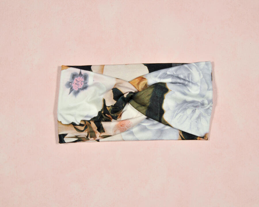 Fascia cipria rose bianche