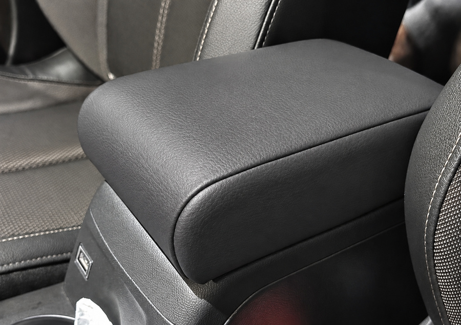 Armrest for DS 3