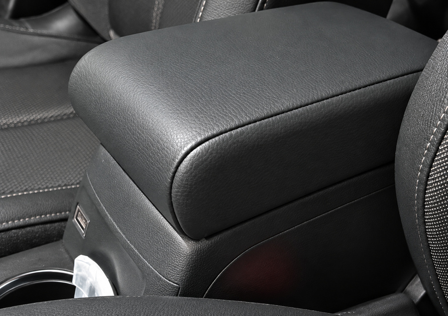 Armrest for DS 3