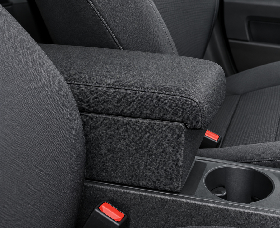 Armrest with storage for BMW X3
