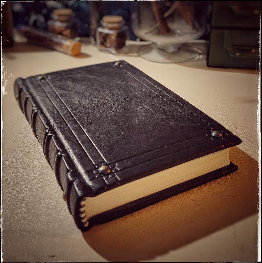 MALLEUS MALEFICARUM in INGLESE - Traduzione di Montague Summers, sull'edizione del 1489 (John Rodker publisher, 1928)