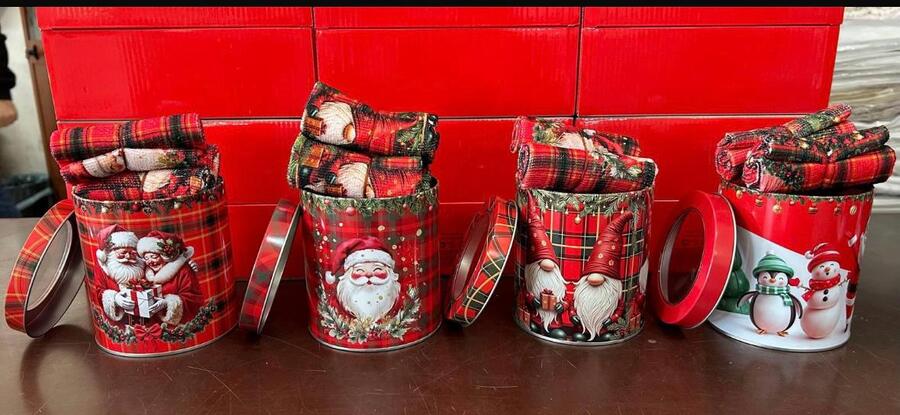 BARATTOLO NATALE CON 6 LAVETTE
 [Conf.da 4 pezzi]