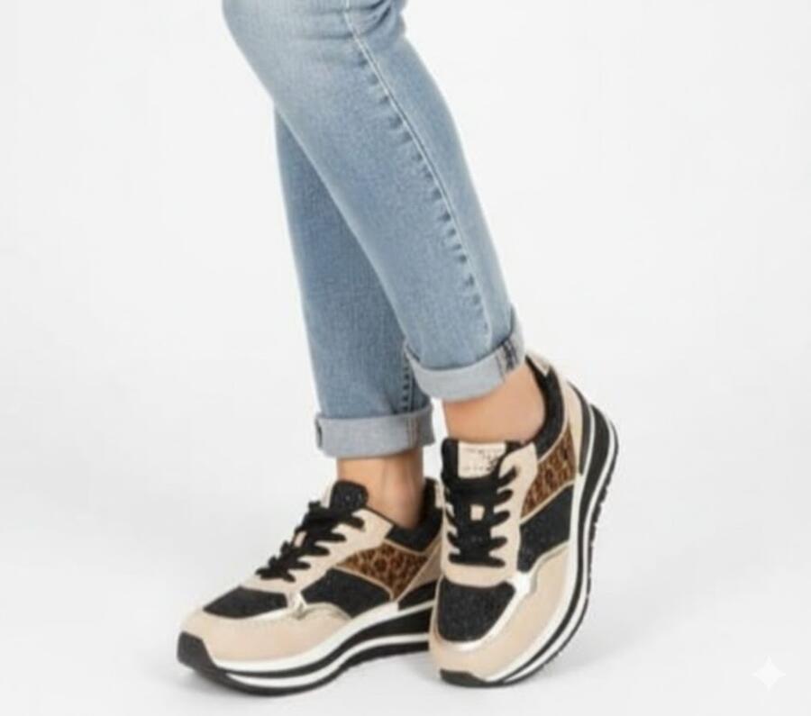 Sneakers gomma alta vari colori numeri disponibili dal 36 al 41