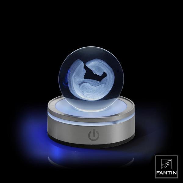 Fantin Argenti - Sfera in Cristallo con Sacra Famiglia 3D, Base Argento e LED RGB