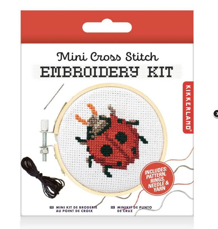 Mini kit da ricamo a punto croce