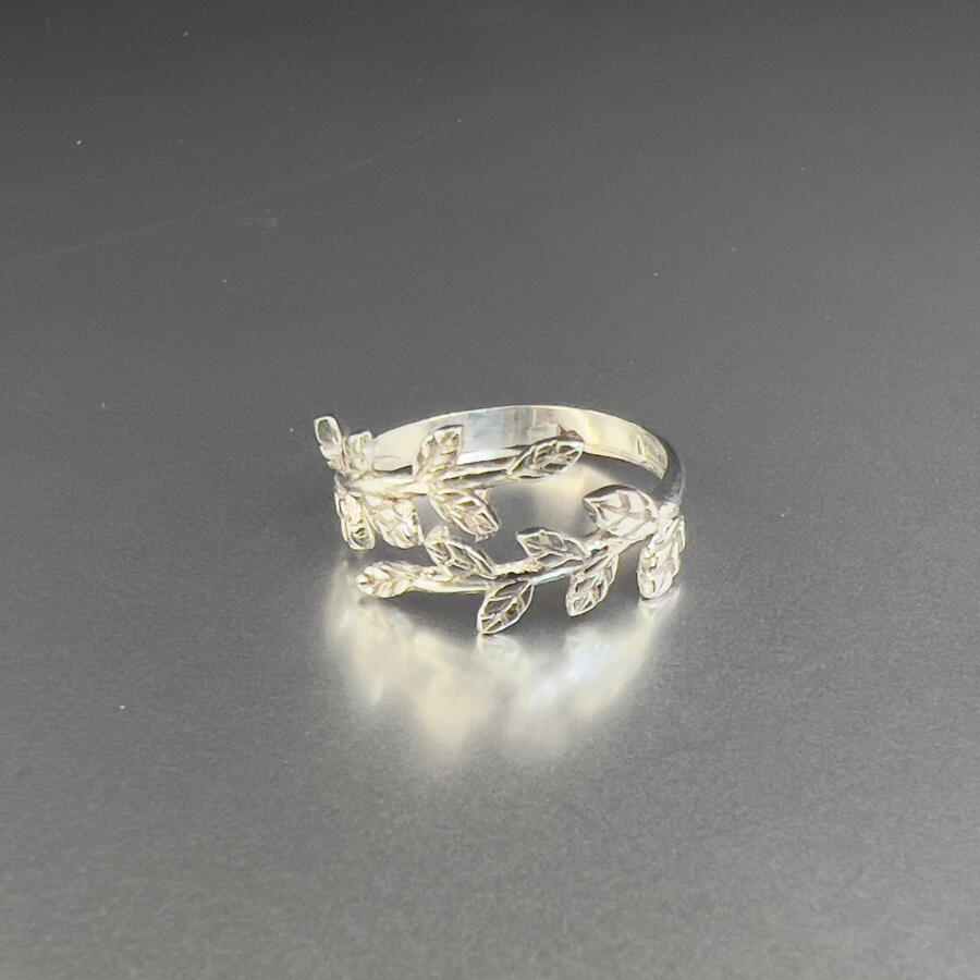 Anello foglie d’alloro 