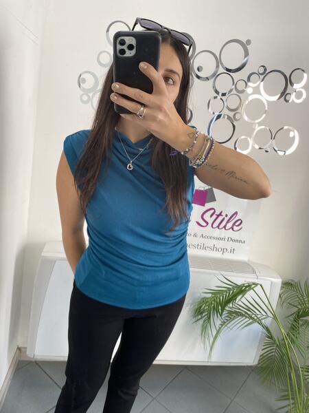 NOVITÀ Sotto giacca smanicato tinta unita