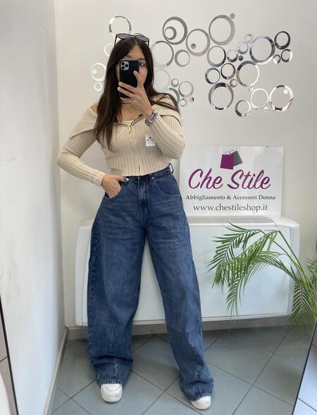 NOVITÀ Jeans extra baggy a vita alta