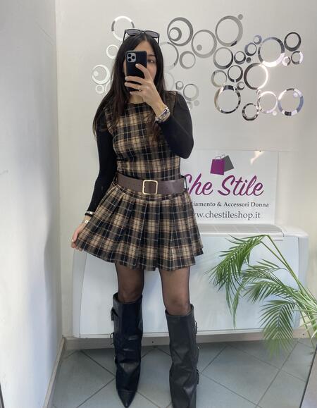 NOVITÀ Abito smanicato a scacchi in panno 
