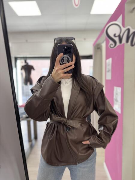 NOVITÀ Giacca eco pelle con cintura