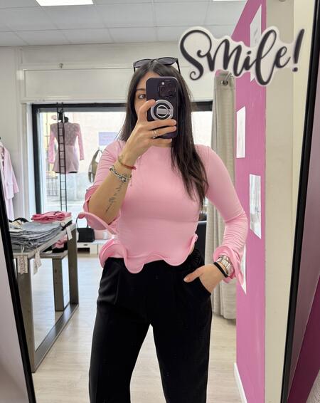 NOVITÀ Maglia in lycra con voulant 