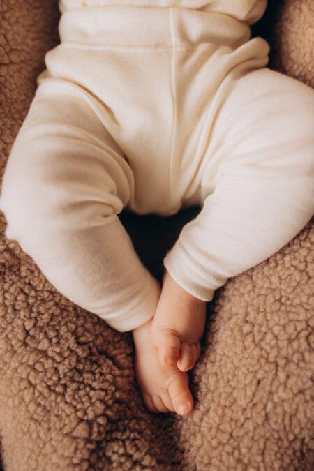 Leggings Neonato in Lana Merino e Seta – Morbidi, Termoregolanti e Traspiranti